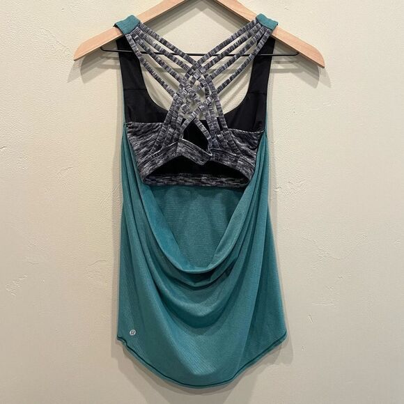 Lululemon Wild Tank with Built in Bra - Size: 4 - Picture 4 of 11